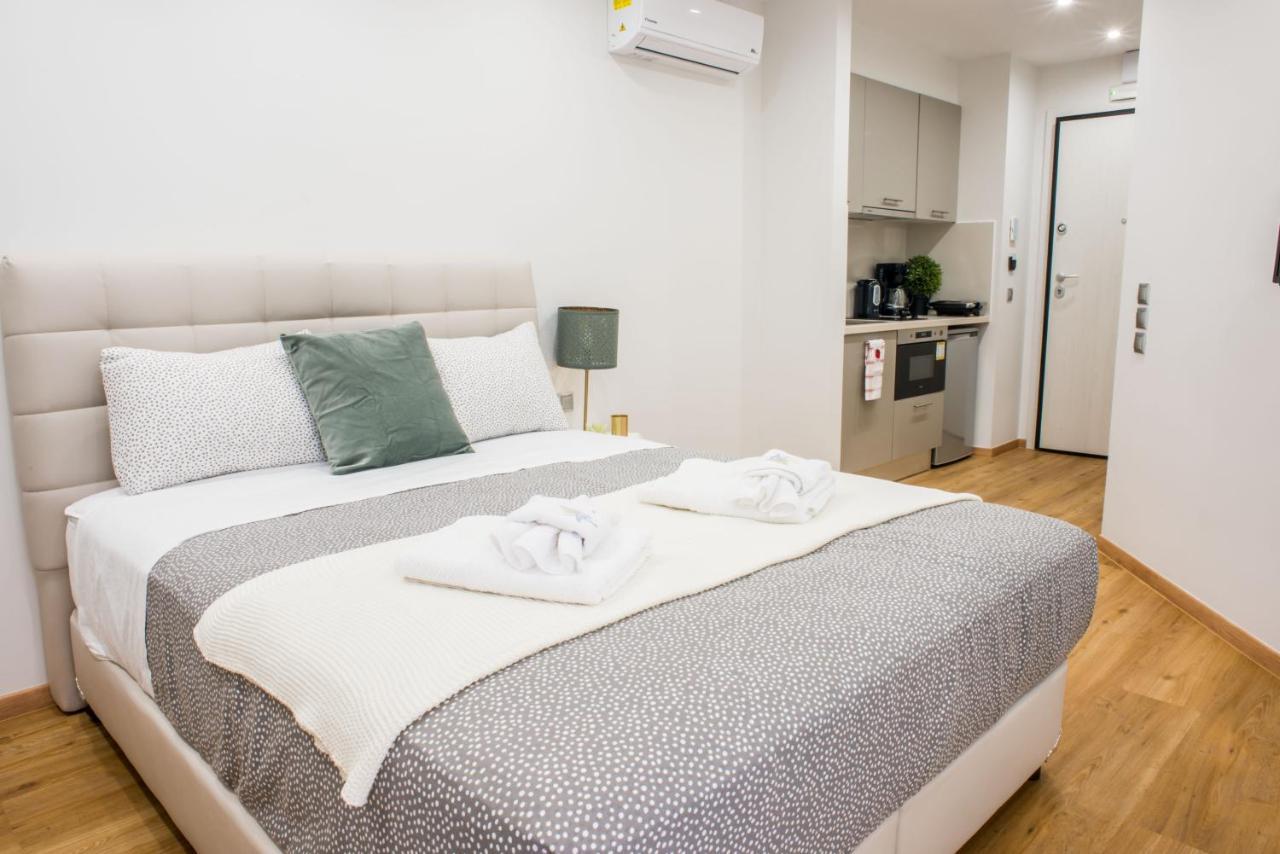 A24 Pristine & Sunny Suite Near Plaka & Parthenon Athen Eksteriør bilde