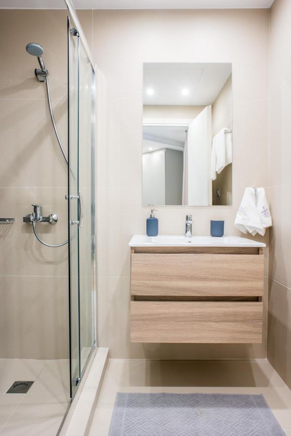 A24 Pristine & Sunny Suite Near Plaka & Parthenon Athen Eksteriør bilde